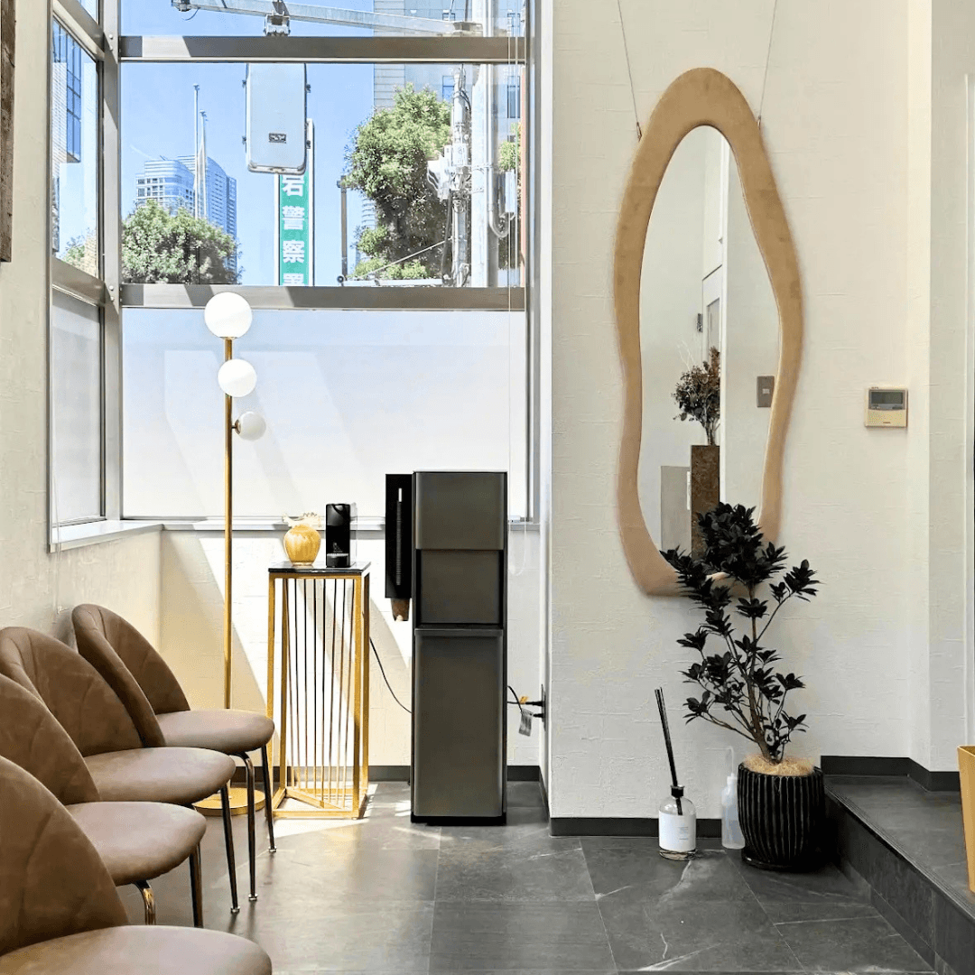 RODIN DENTAL OFFICE TOKYO 待合室